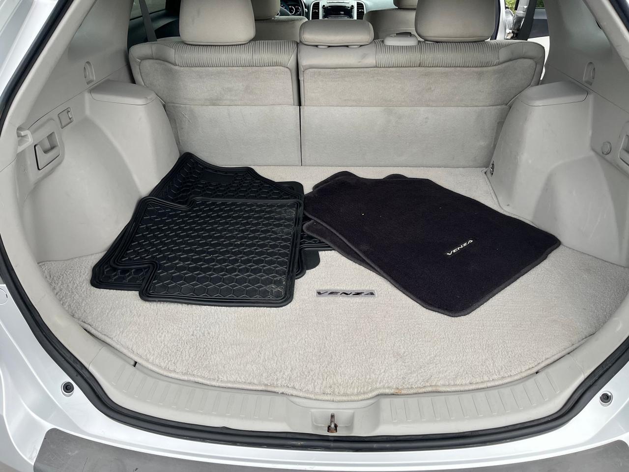 2011 Toyota Venza Base AWD - Photo #13