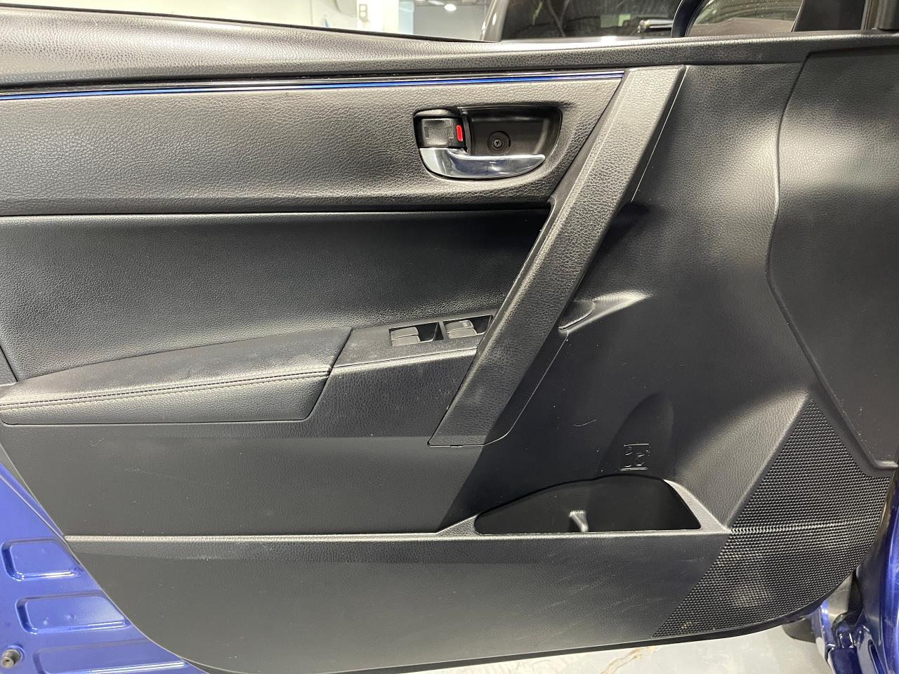 2017 Toyota Corolla 4DR SDN CVT SE - Photo #11