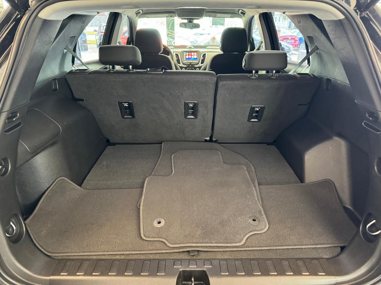 2018 Chevrolet Equinox LS AWD+Camera+ApplePlay+Remote Start+ACCIDENT FREE - Photo #24