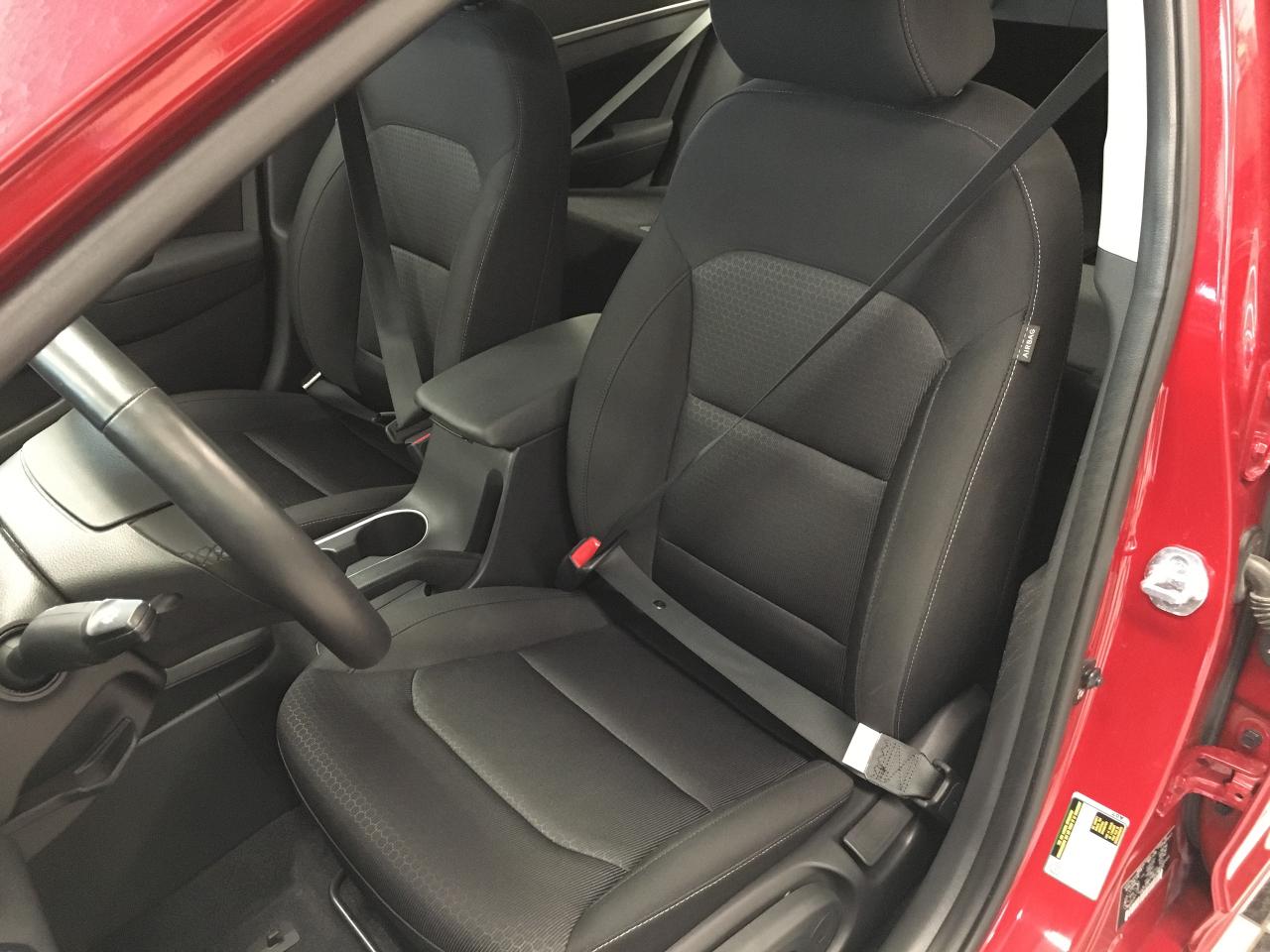 2017 Hyundai Elantra GL+ApplePlay+BSM+Camera+Heated Seats+ACCIDENT FREE - Photo #21