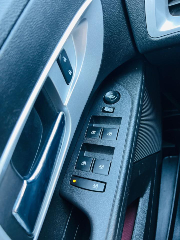 2016 Chevrolet Equinox LS - Photo #15