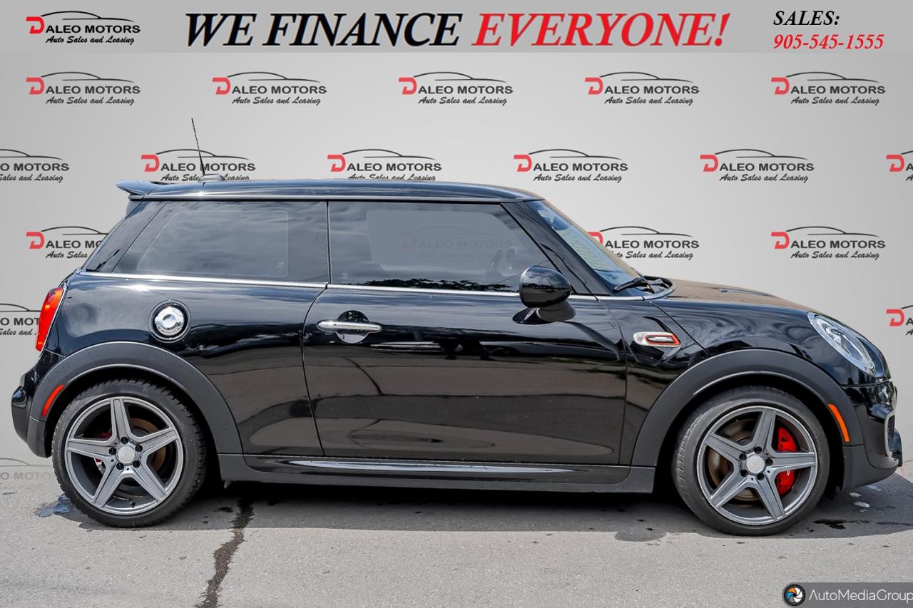 2017 MINI Cooper John Cooper Works / NAV / S.ROOF / H.SEATS Photo32