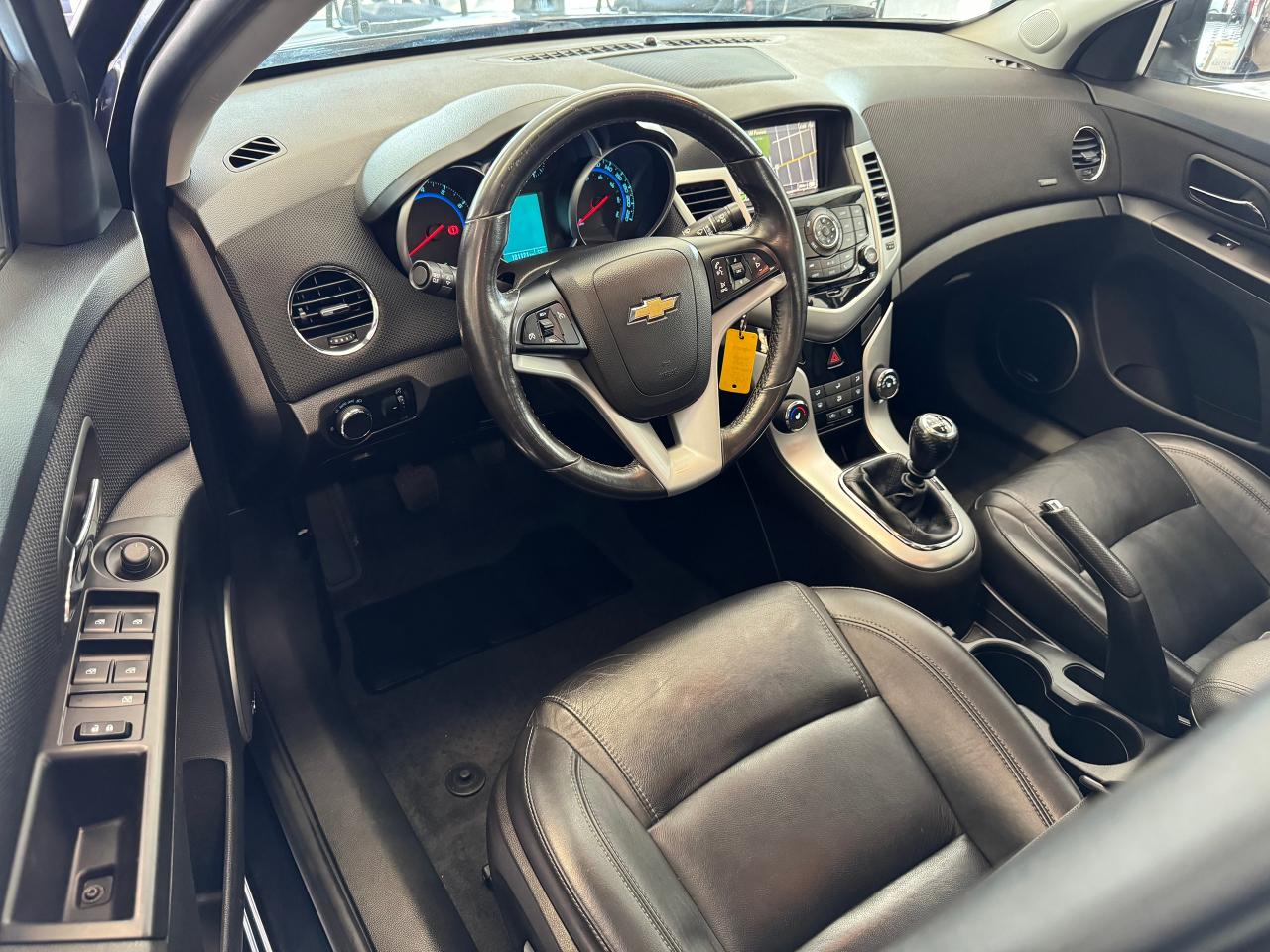 2015 Chevrolet Cruze 2LT++Camera+Heated Leather+Roof+GPS+CLEAN CARFAX - Photo #17