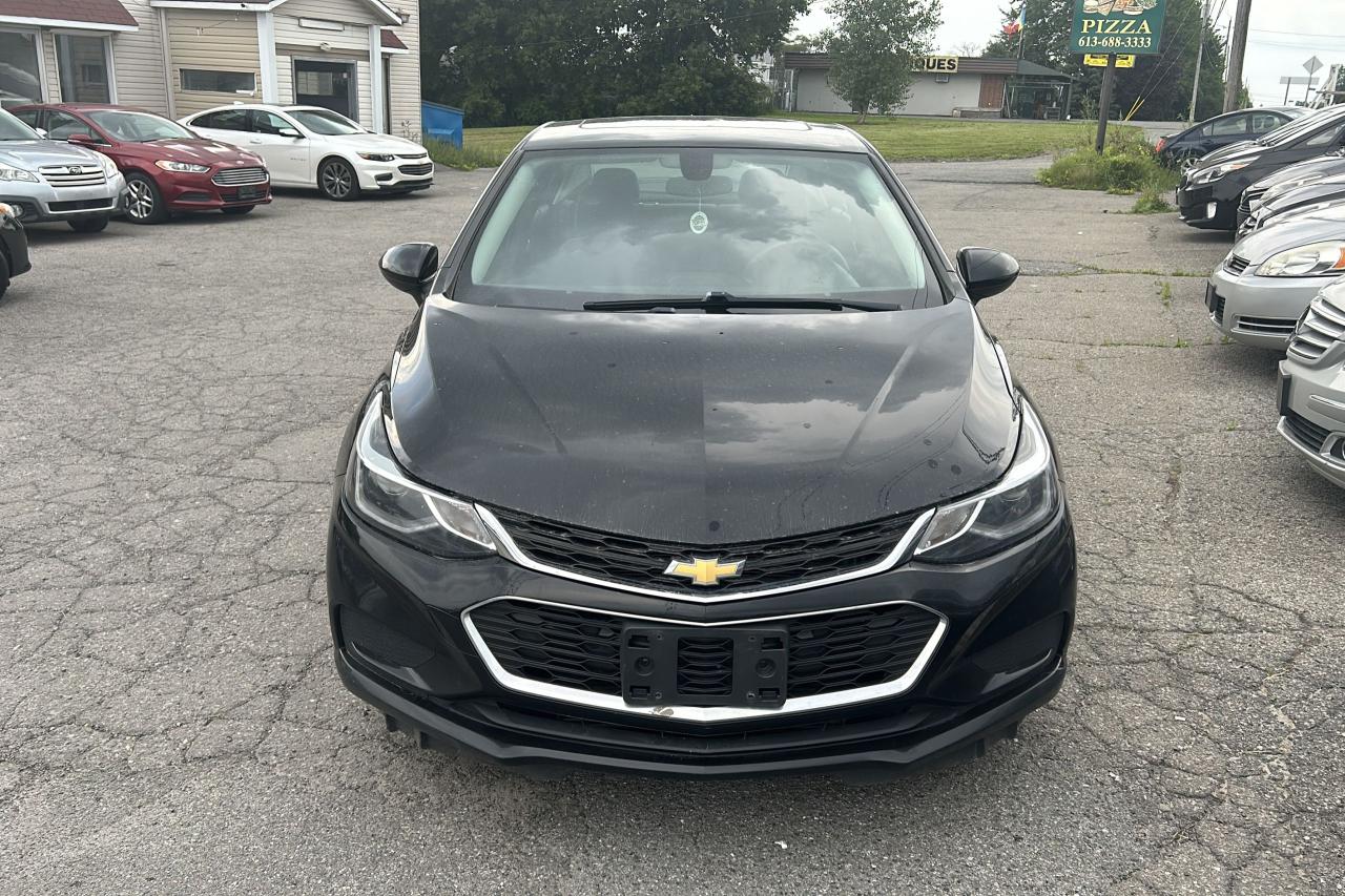 Used 2018 Chevrolet Cruze LT for sale in Ottawa, ON