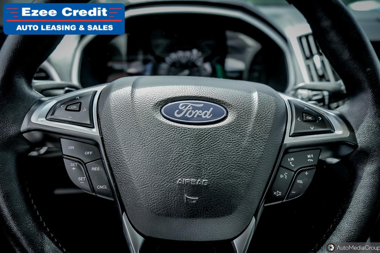 2017 Ford Edge SEL Photo18