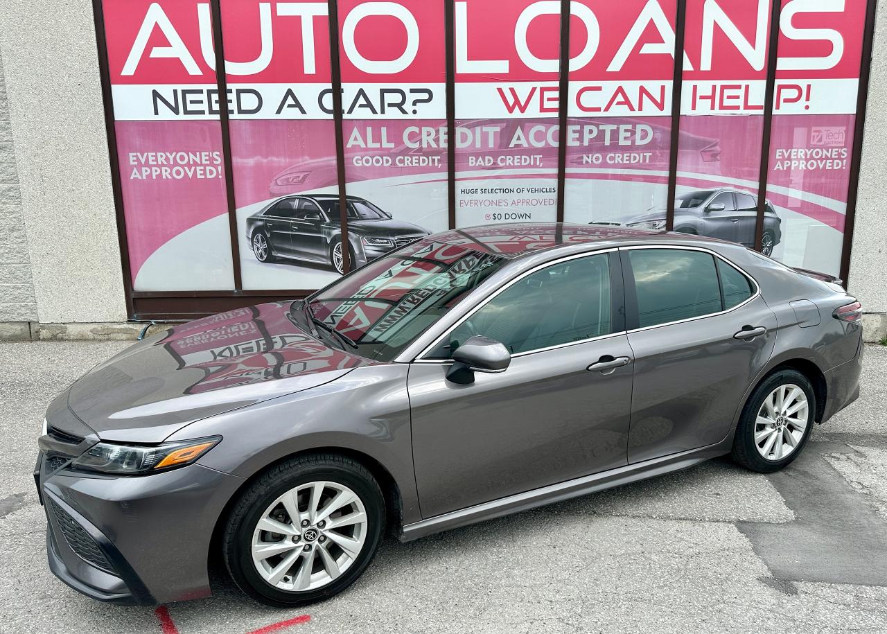 Used 2022 Toyota Camry SE for sale in Toronto, ON