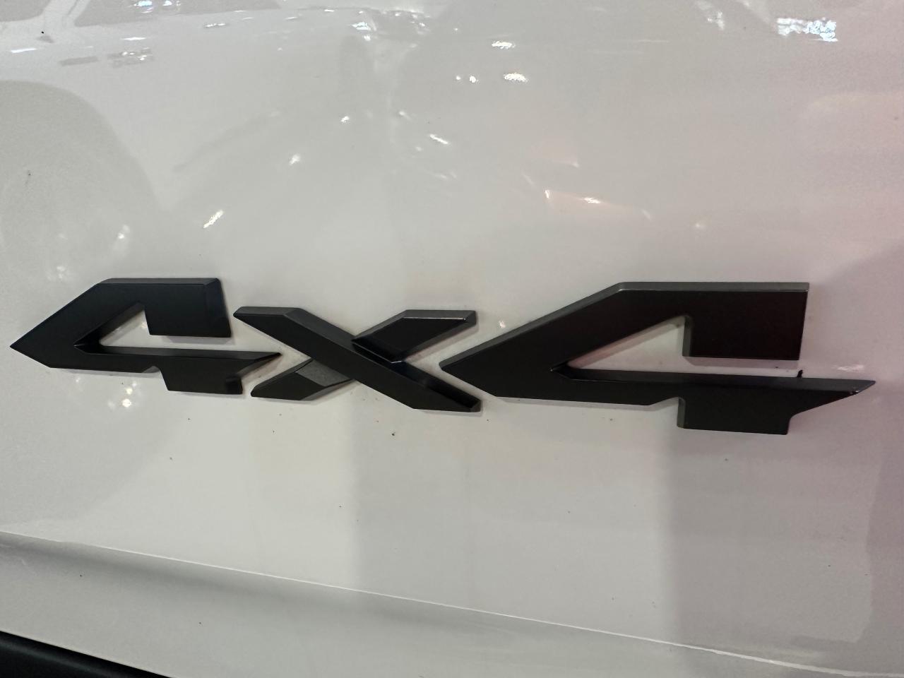 2022 RAM 1500 SPORT 4X4 CREW CAB 5'7" BOX - Photo #10