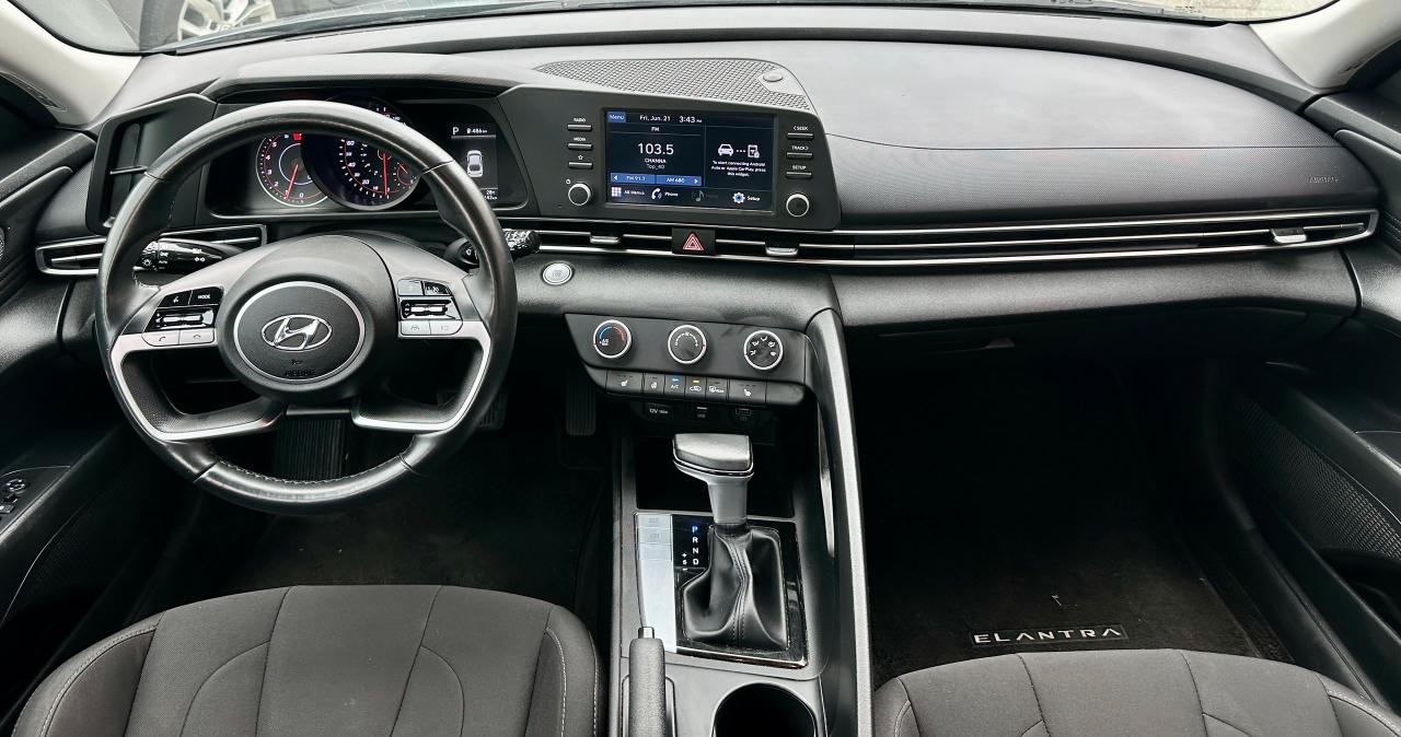2021 Hyundai Elantra Preferred Photo