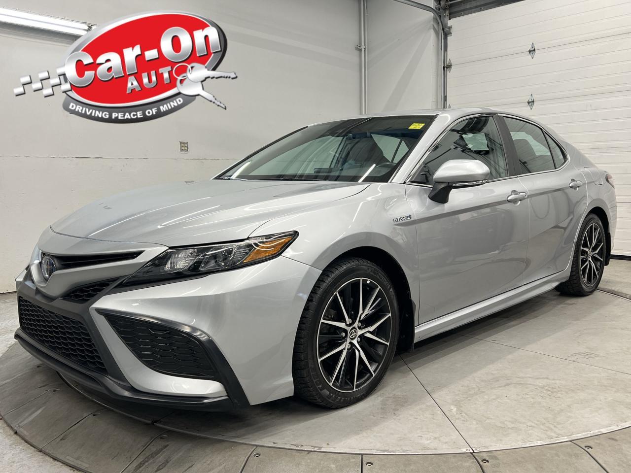 Used 2021 Toyota Camry HYBRID SE | HTD LEATHER | SUNROOF | BLIND SPOT | CARPLAY for sale in Ottawa, ON