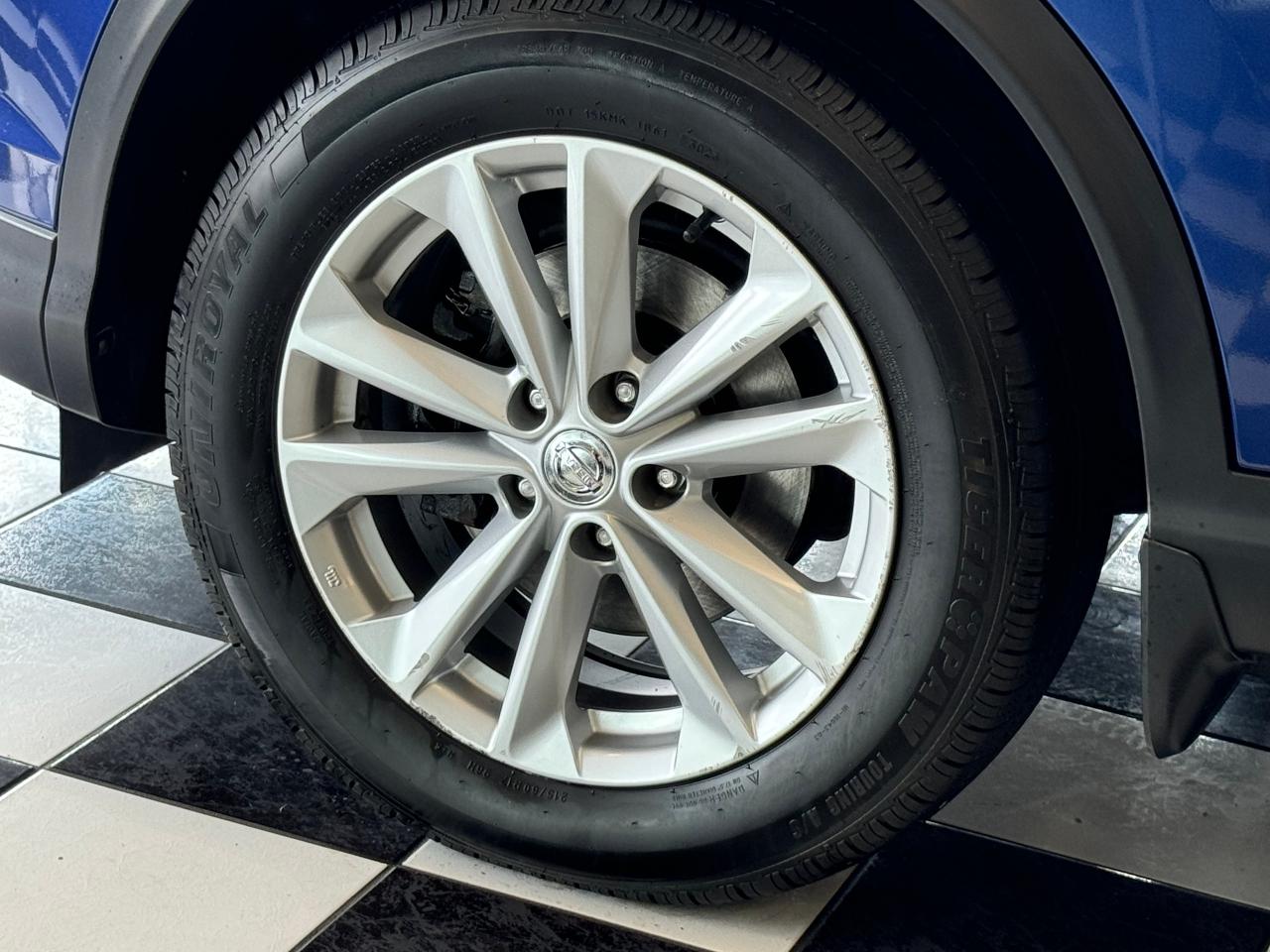 2018 Nissan Qashqai SV AWD+NewTires+Roof+Remote Start+CAM+CLEAN CARFAX Photo118