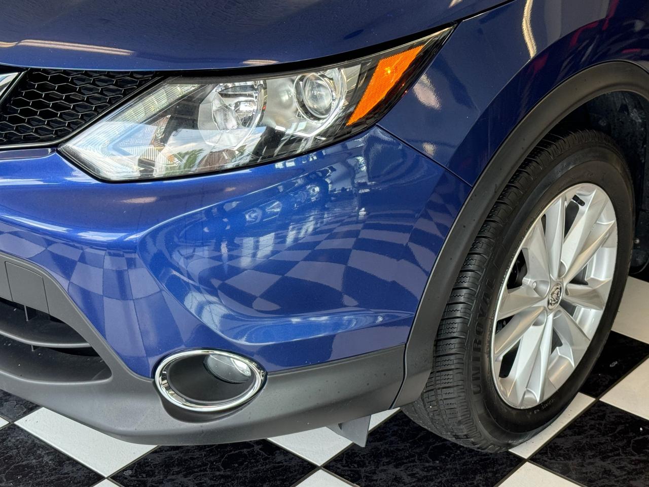 2018 Nissan Qashqai SV AWD+NewTires+Roof+Remote Start+CAM+CLEAN CARFAX Photo103