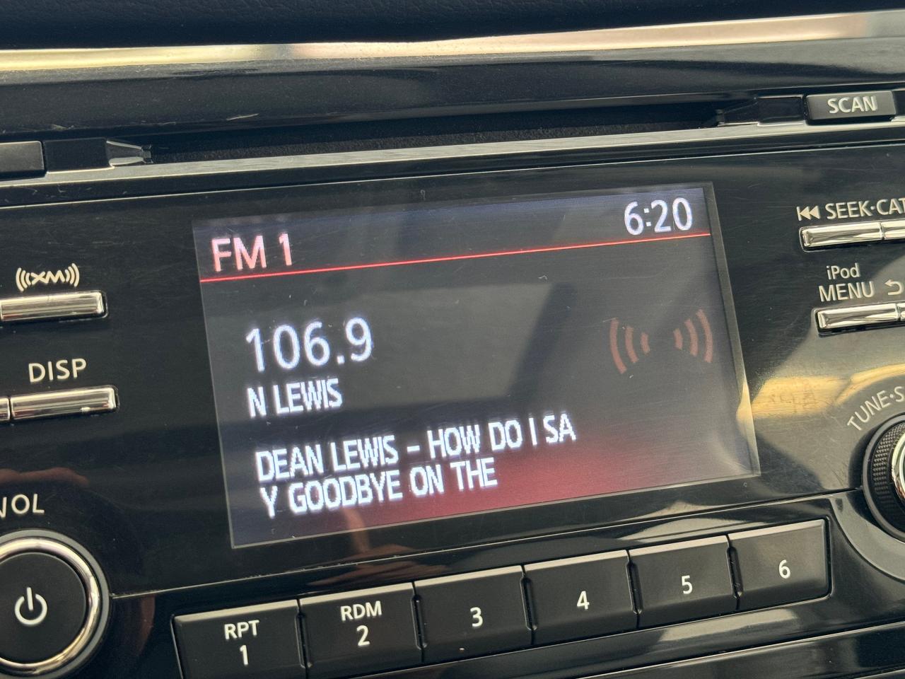2018 Nissan Qashqai SV AWD+NewTires+Roof+Remote Start+CAM+CLEAN CARFAX - Photo #29