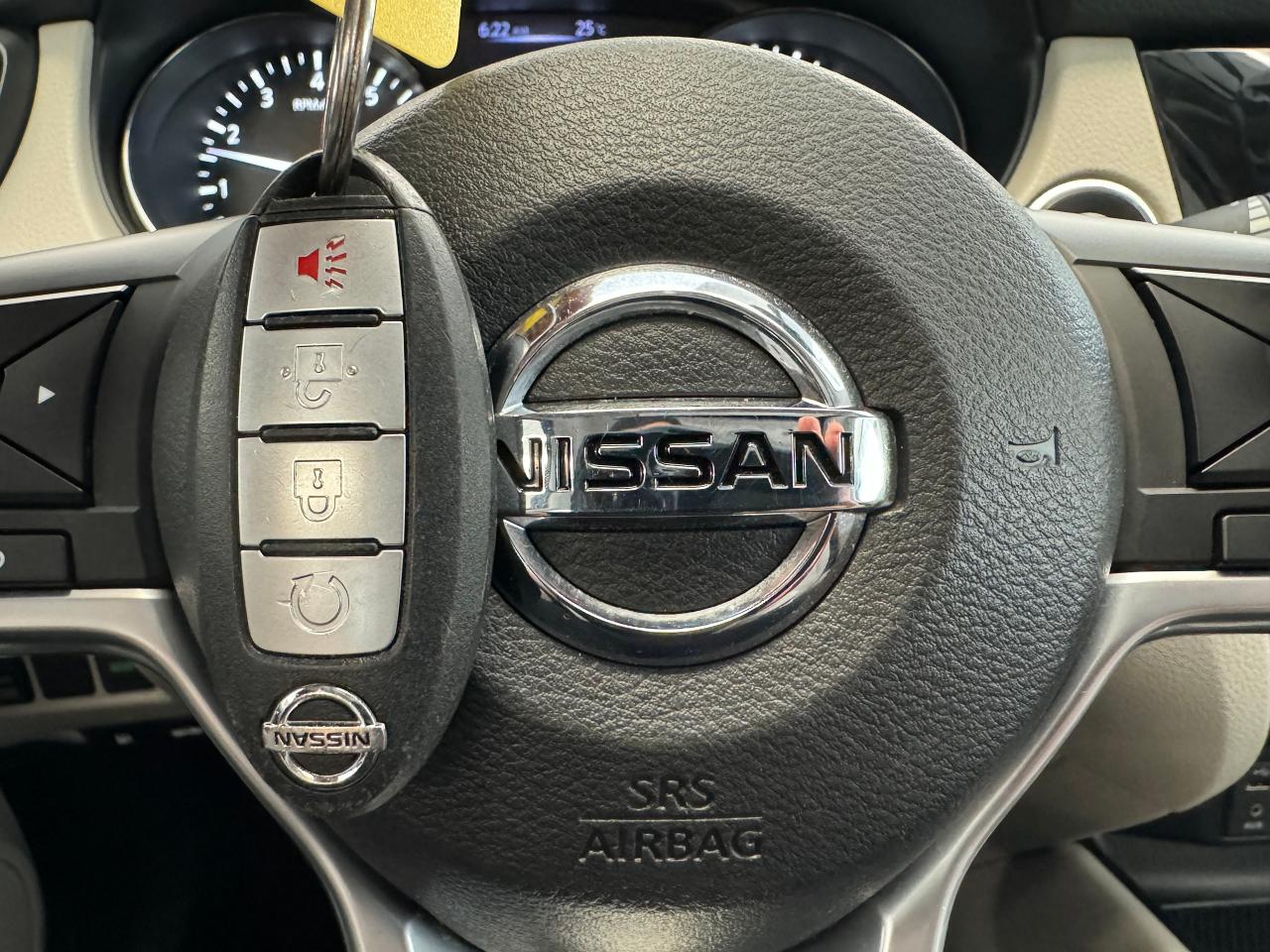 2018 Nissan Qashqai SV AWD+NewTires+Roof+Remote Start+CAM+CLEAN CARFAX Photo82