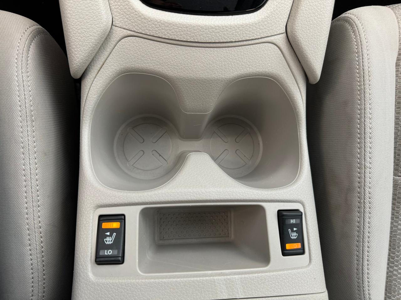 2018 Nissan Qashqai SV AWD+NewTires+Roof+Remote Start+CAM+CLEAN CARFAX - Photo #35