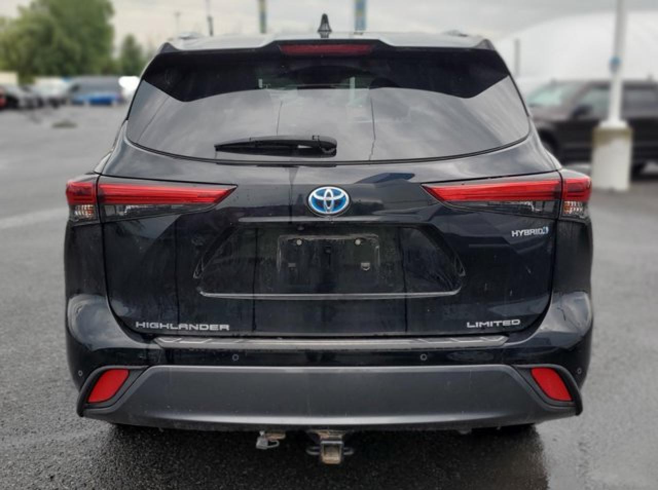 2021 Toyota Highlander Hybrid Limited Photo3