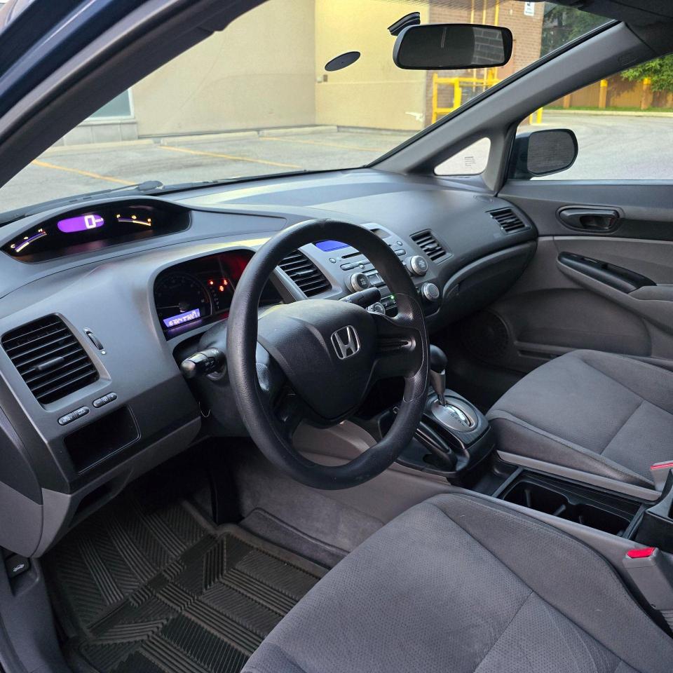 2008 Honda Civic 4dr Auto DX - Photo #5