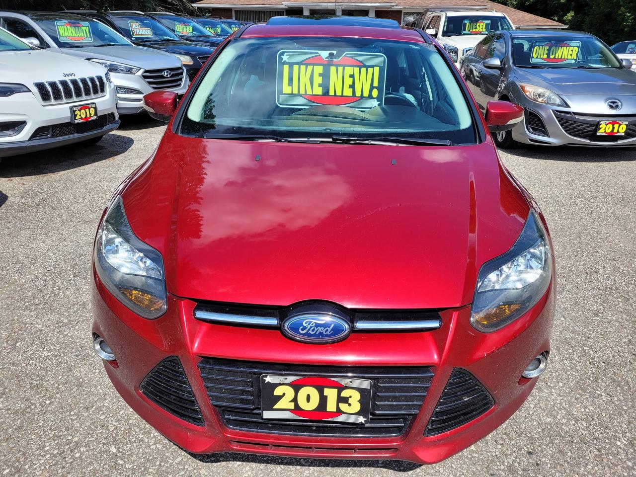 2013 Ford Focus Clean CarFax Financing Available & Trades Welcome! - Photo #2