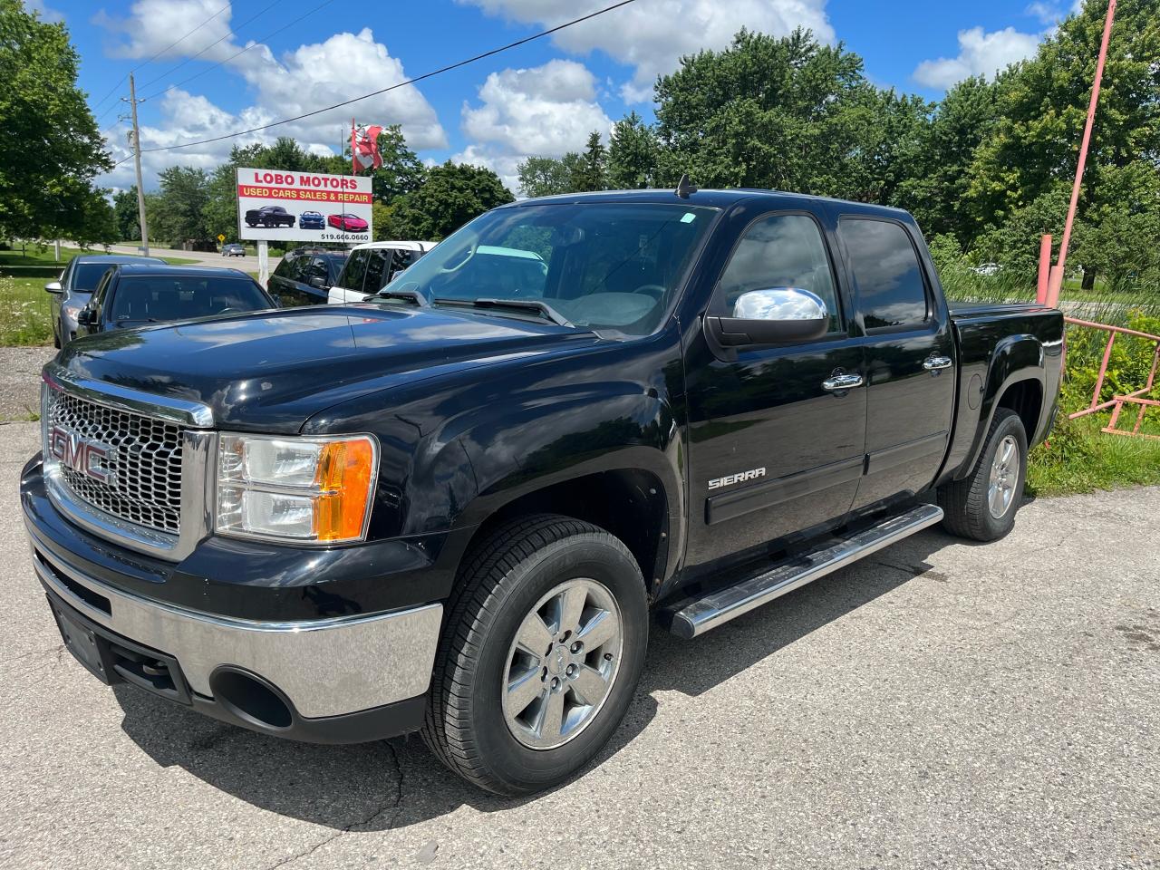 Used 2011 GMC Sierra 1500 SLE for sale in Komoka, ON