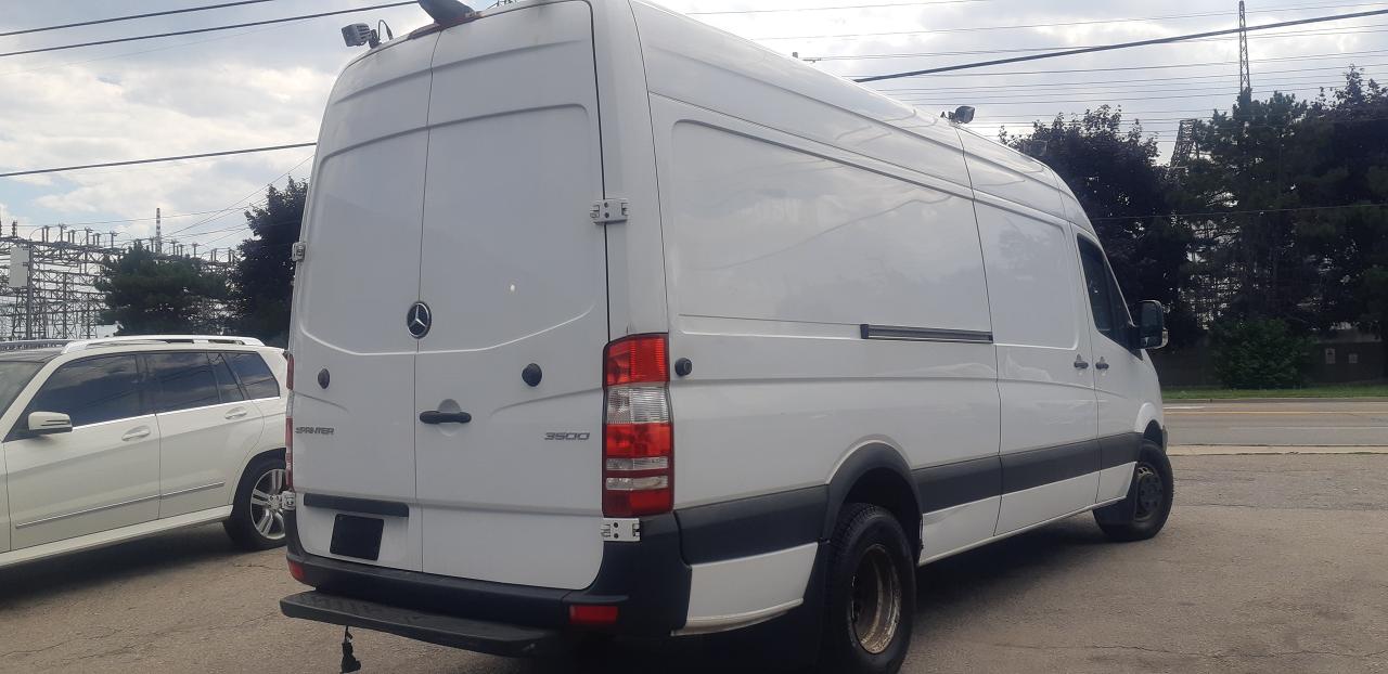 2017 Mercedes-Benz Sprinter RWD 3500 V6 170" EXT - Photo #6