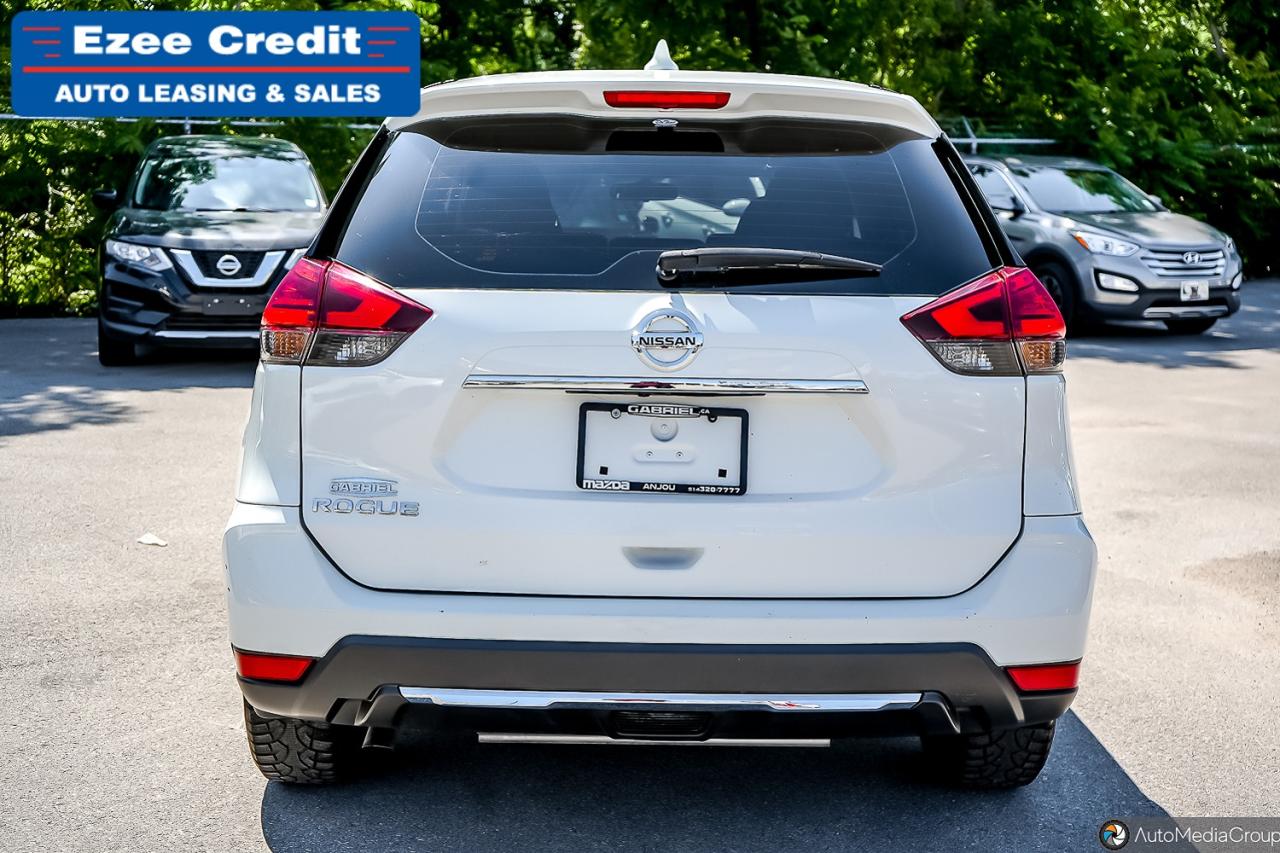 2017 Nissan Rogue S Photo9