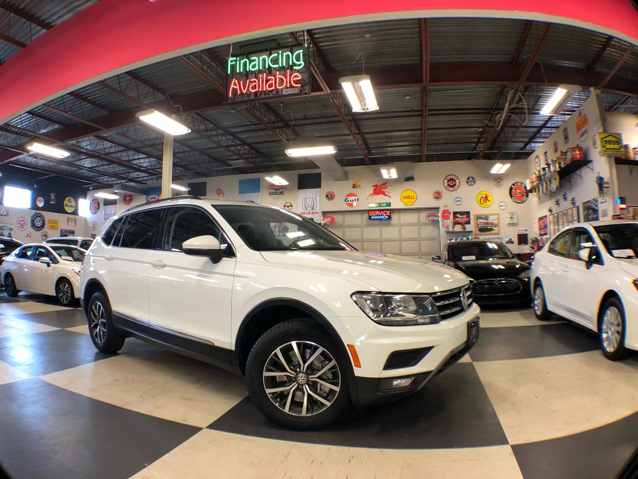 Used 2018 Volkswagen Tiguan COMFORTLINE AWD LEATHER PANO/ROOF A/CARPLAY B/SPOT for sale in North York, ON