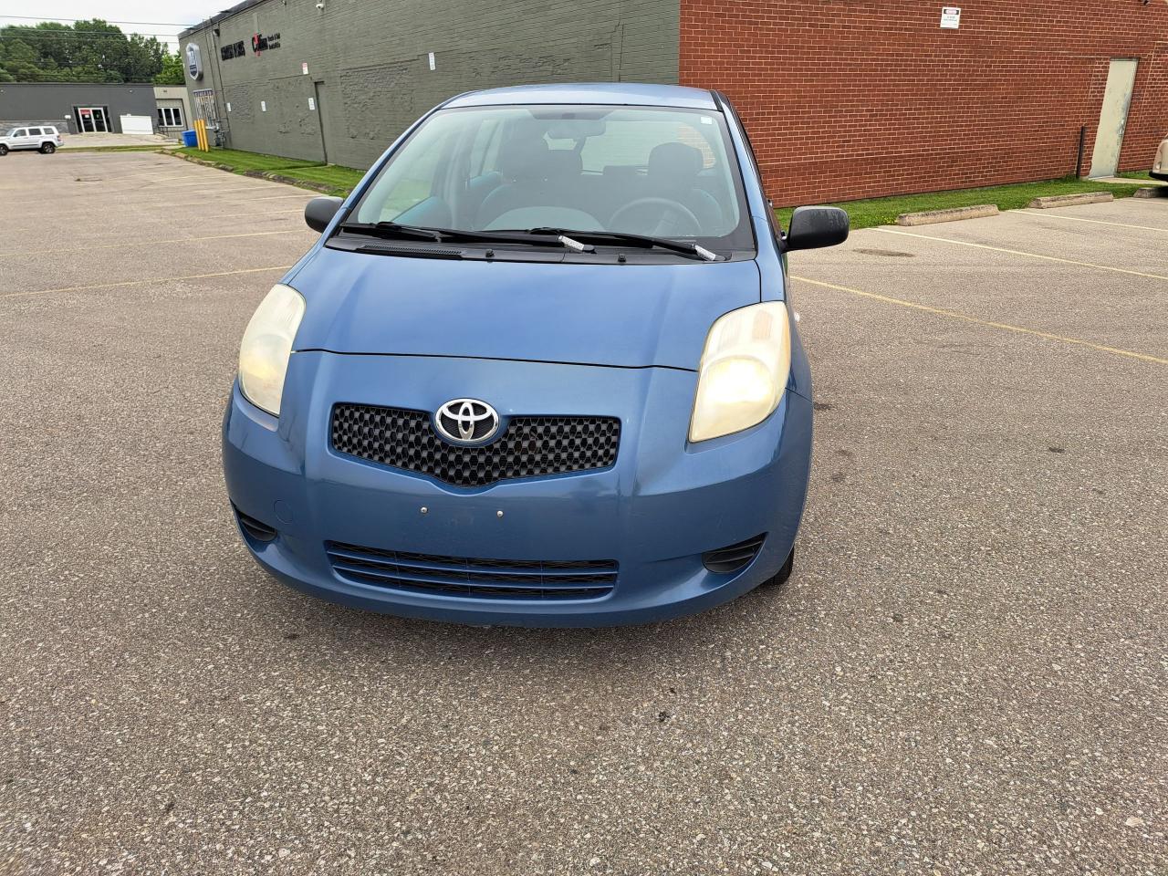 2006 Toyota Yaris  - Photo #2