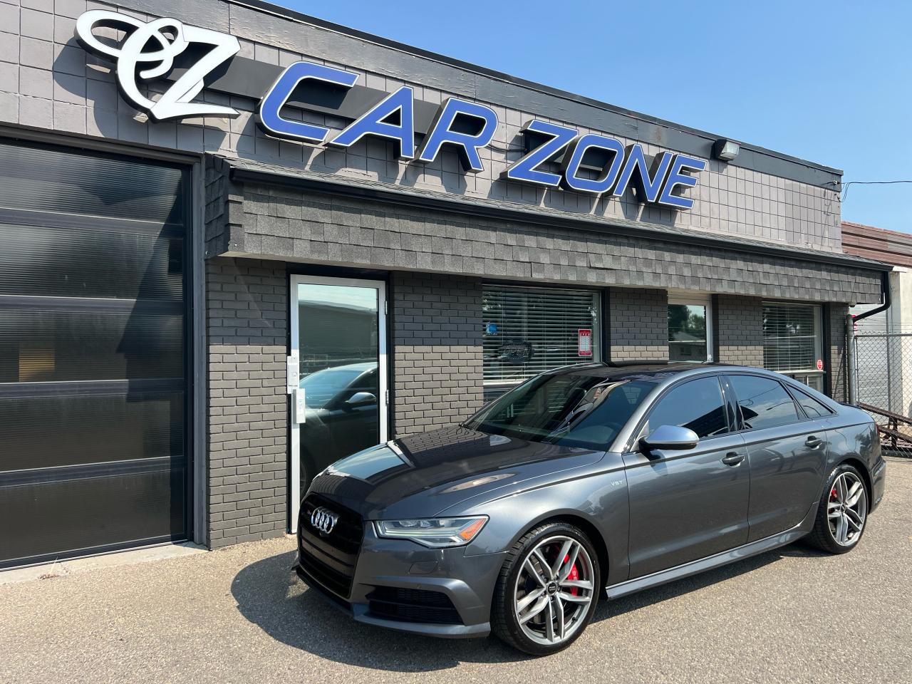 2017 Audi S6 **FINANCING MADE EASY** - Photo #2