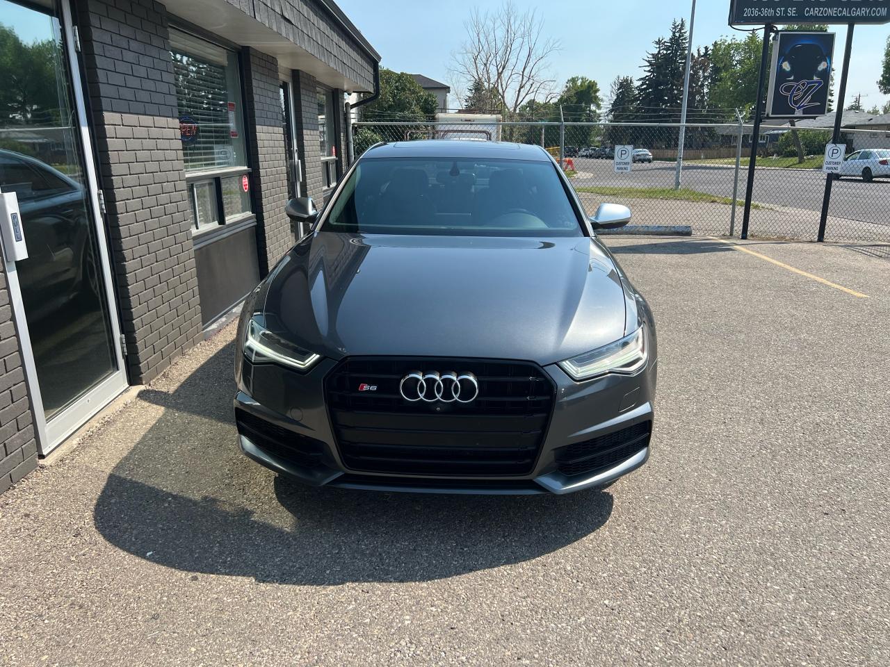 2017 Audi S6 **FINANCING MADE EASY** - Photo #4
