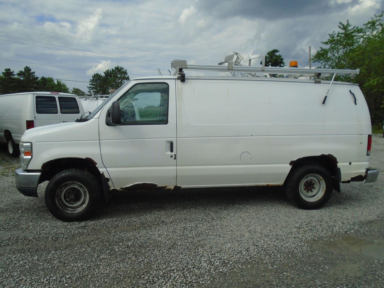2012 Ford Econoline E-150 Commercial - Photo #2