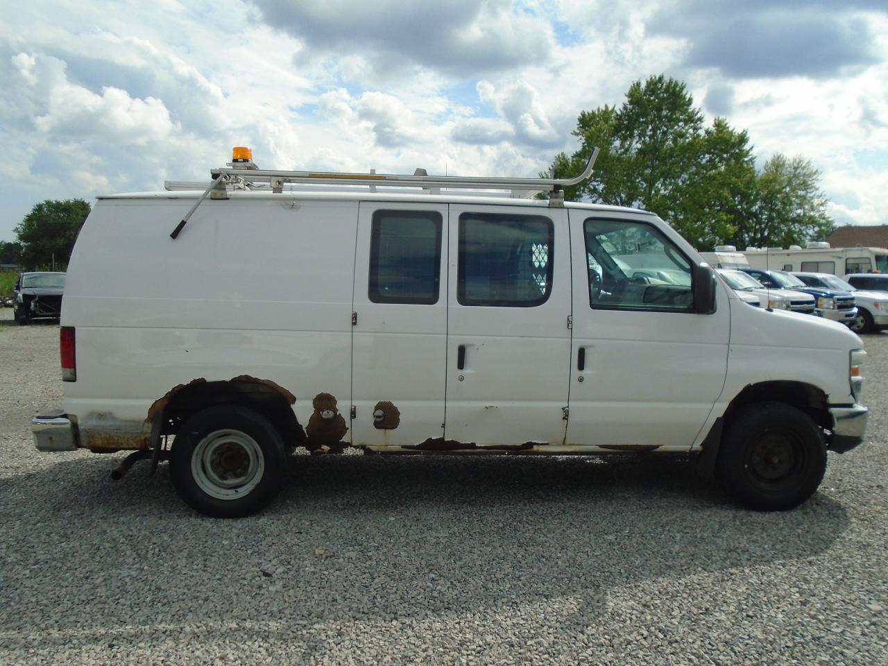 2012 Ford Econoline E-150 Commercial - Photo #6