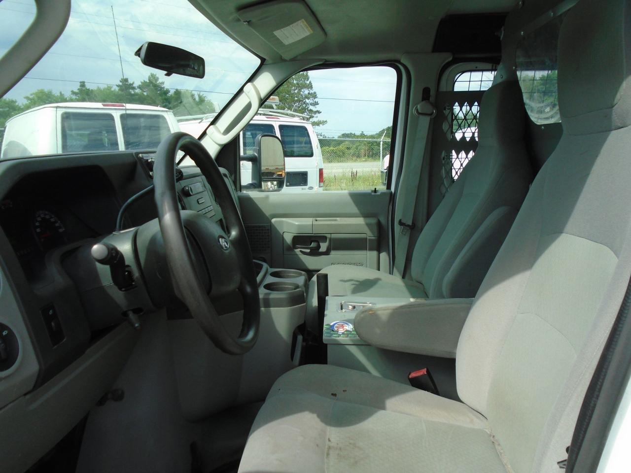 2012 Ford Econoline E-150 Commercial - Photo #14