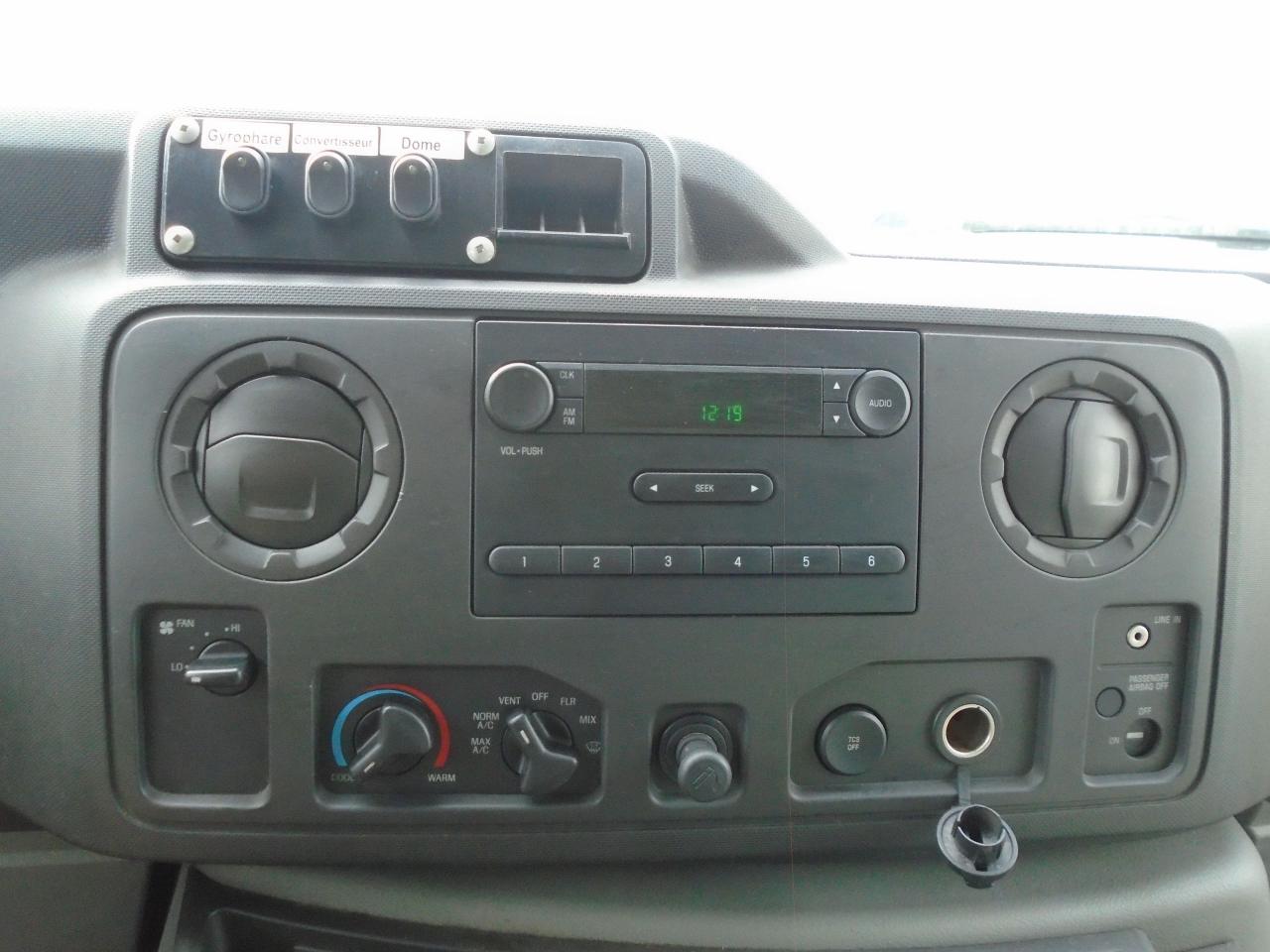 2012 Ford Econoline E-150 Commercial - Photo #19