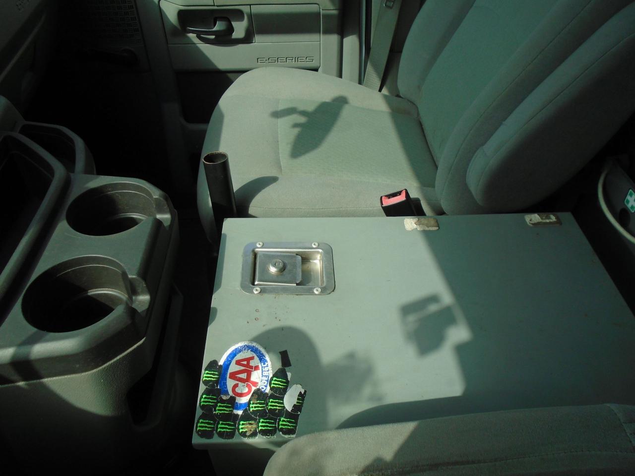 2012 Ford Econoline E-150 Commercial - Photo #21