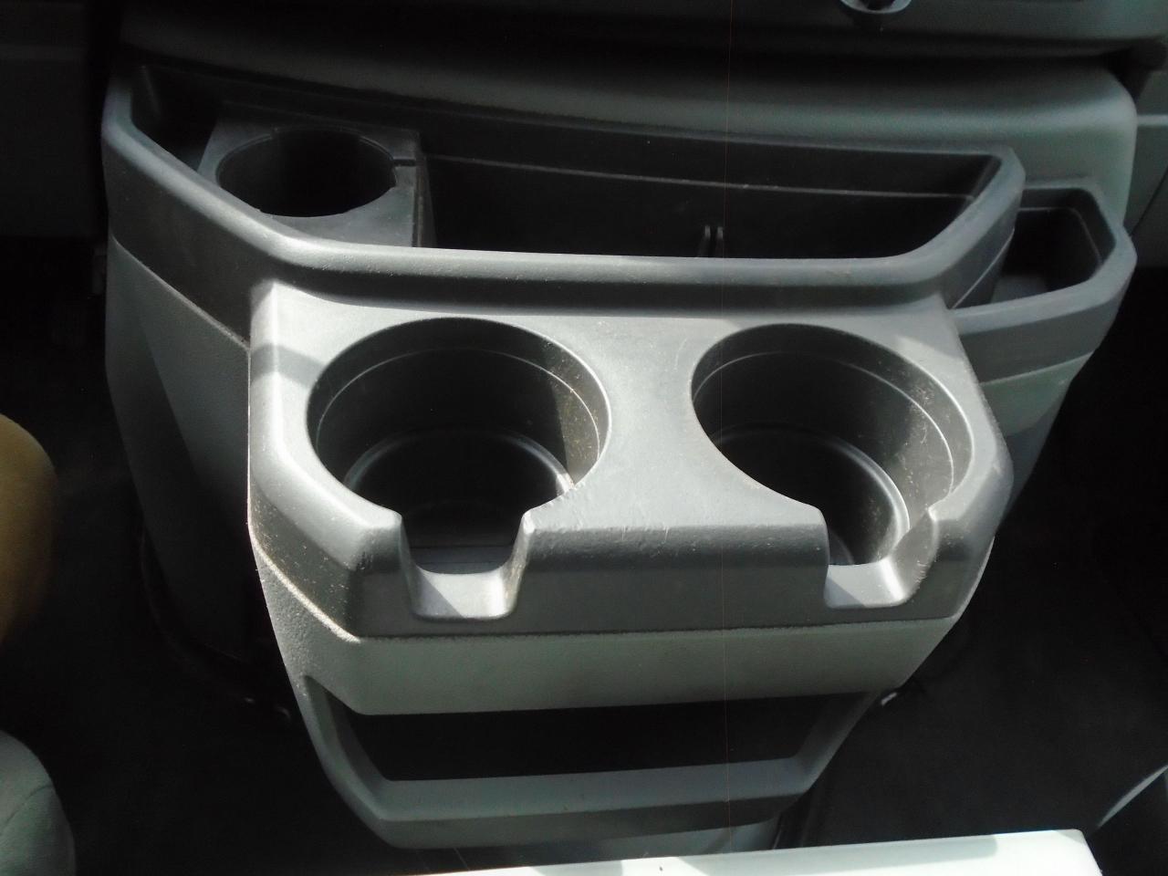 2012 Ford Econoline E-150 Commercial - Photo #25
