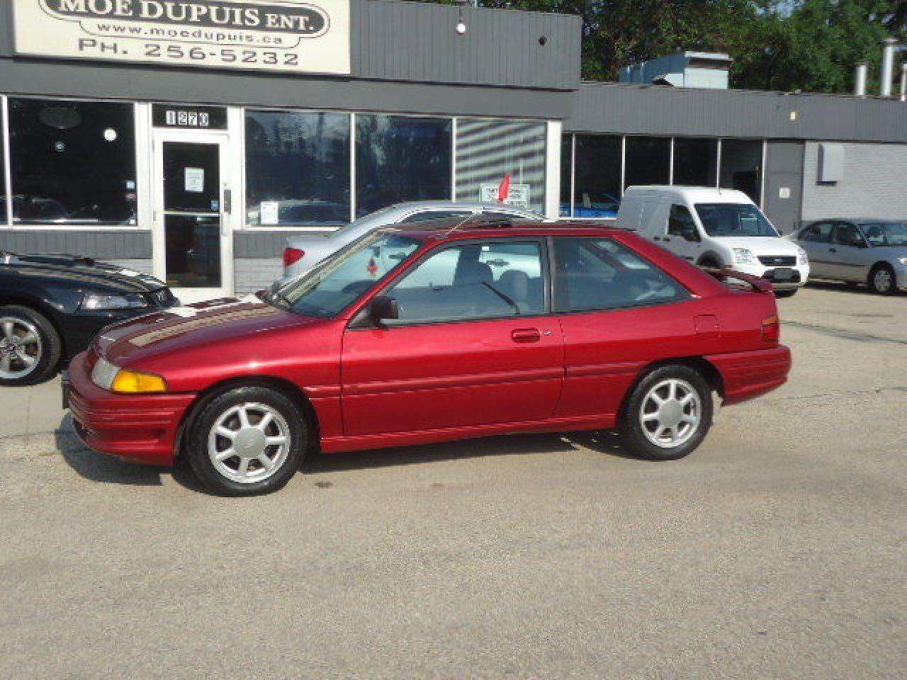 Used 1996 Ford Escort GT   EXTRA CLEAN RUST FREE VANCOUVER ISLAND CAR!! for sale in Winnipeg, MB