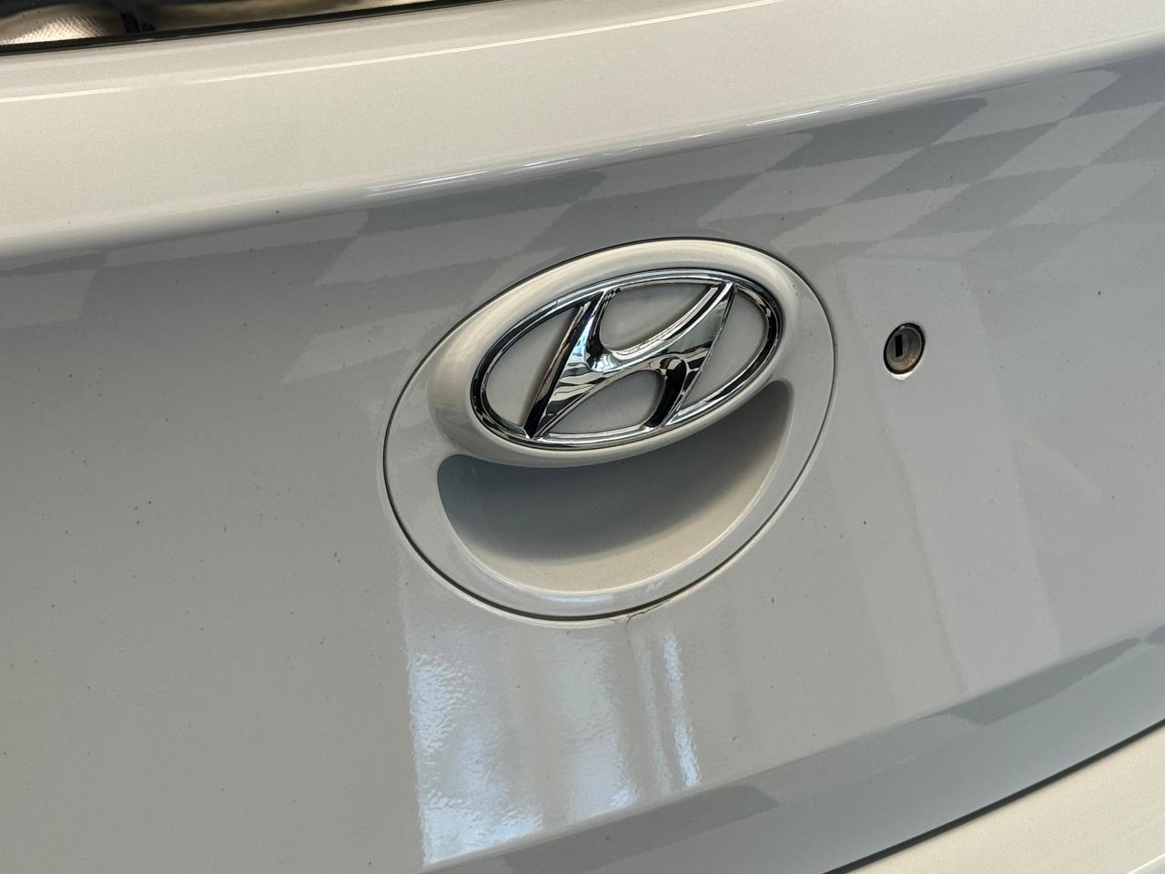 2017 Hyundai Accent GL+New Tires+AC+XM Radio+Heated Seats+CLEAN CARFAX - Photo #57