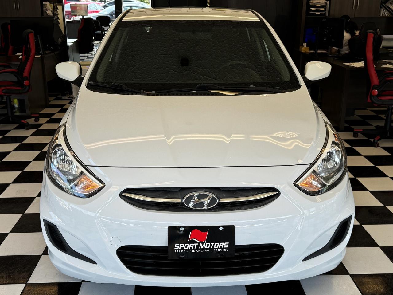 2017 Hyundai Accent GL+New Tires+AC+XM Radio+Heated Seats+CLEAN CARFAX - Photo #9