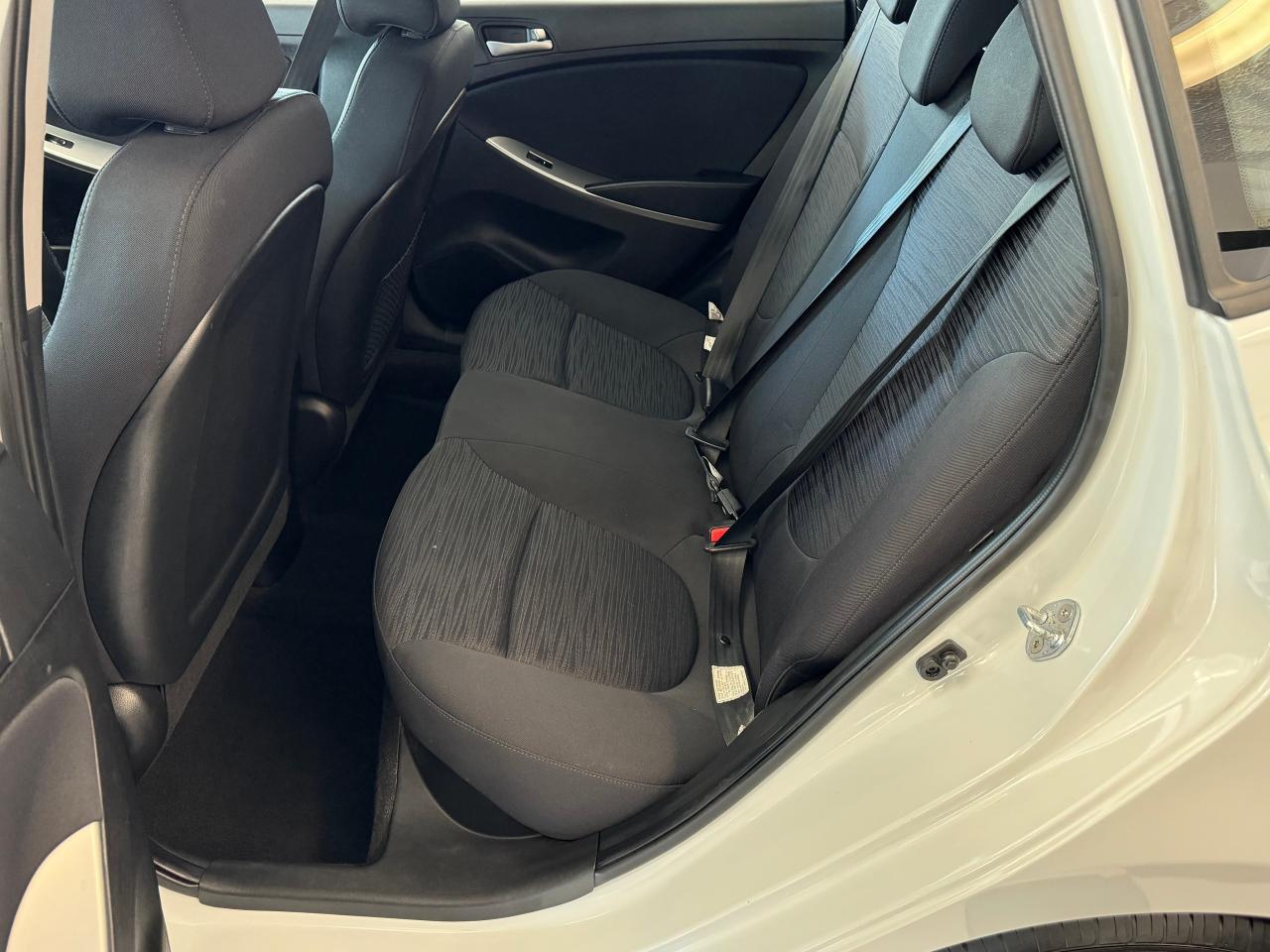2017 Hyundai Accent GL+New Tires+AC+XM Radio+Heated Seats+CLEAN CARFAX - Photo #24