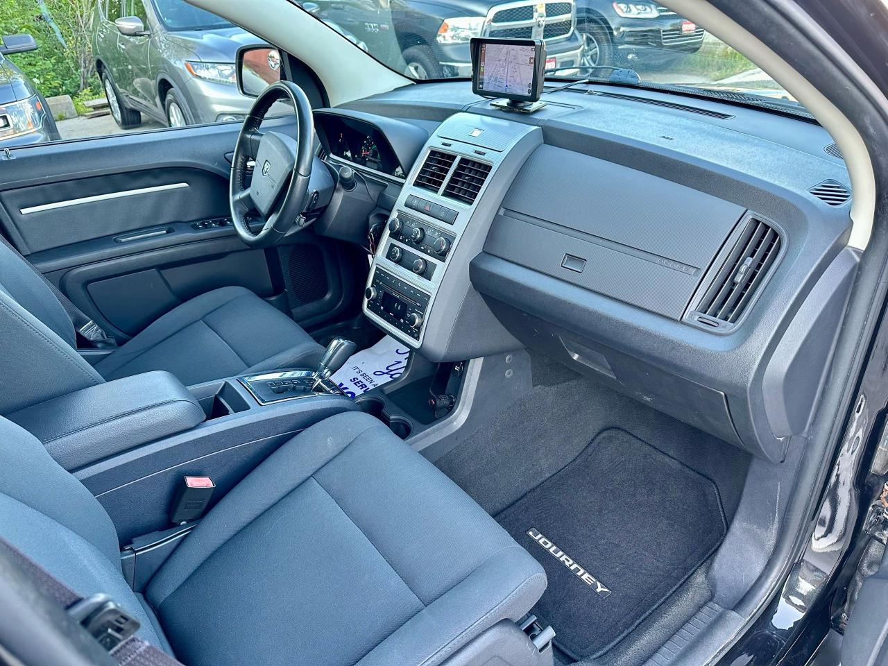 2010 Dodge Journey 7 SEATER. CERTIFIED - Photo #13