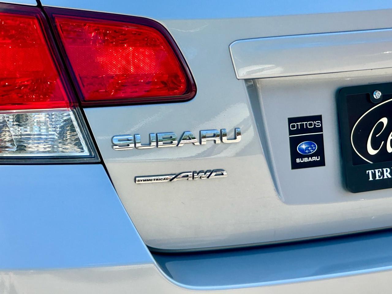 2014 Subaru Legacy ONE OWNER.NO ACCIDENT.CERTIFIED.59000 KMS Photo3