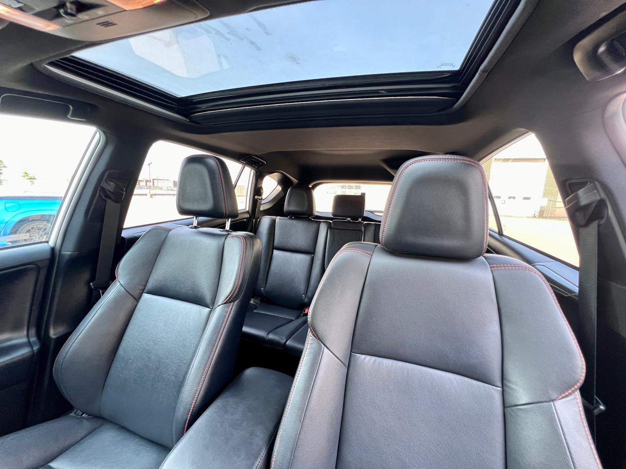 2018 Toyota RAV4 se - Photo #15