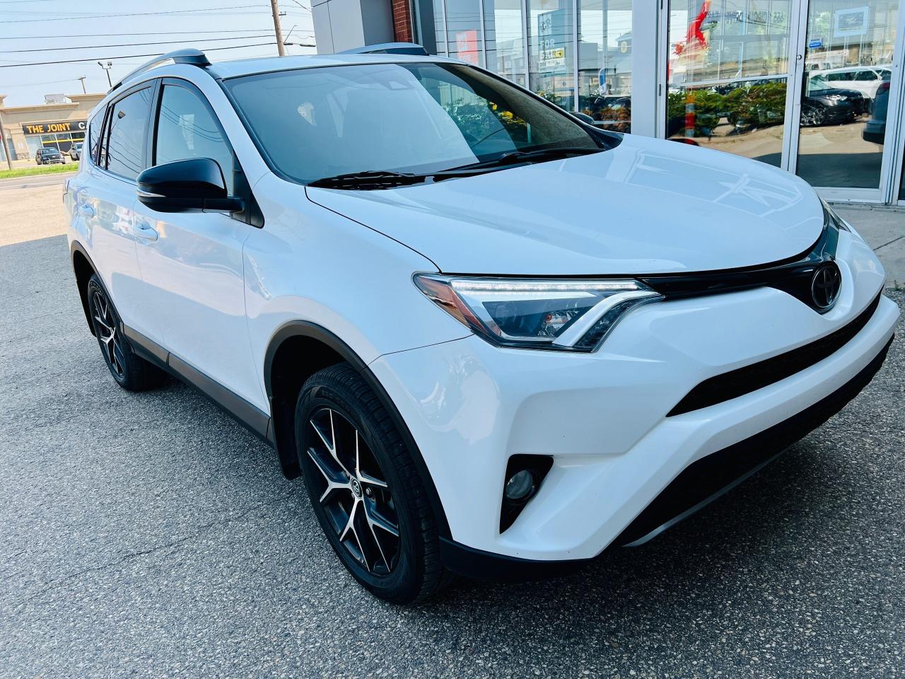 2018 Toyota RAV4 se - Photo #8
