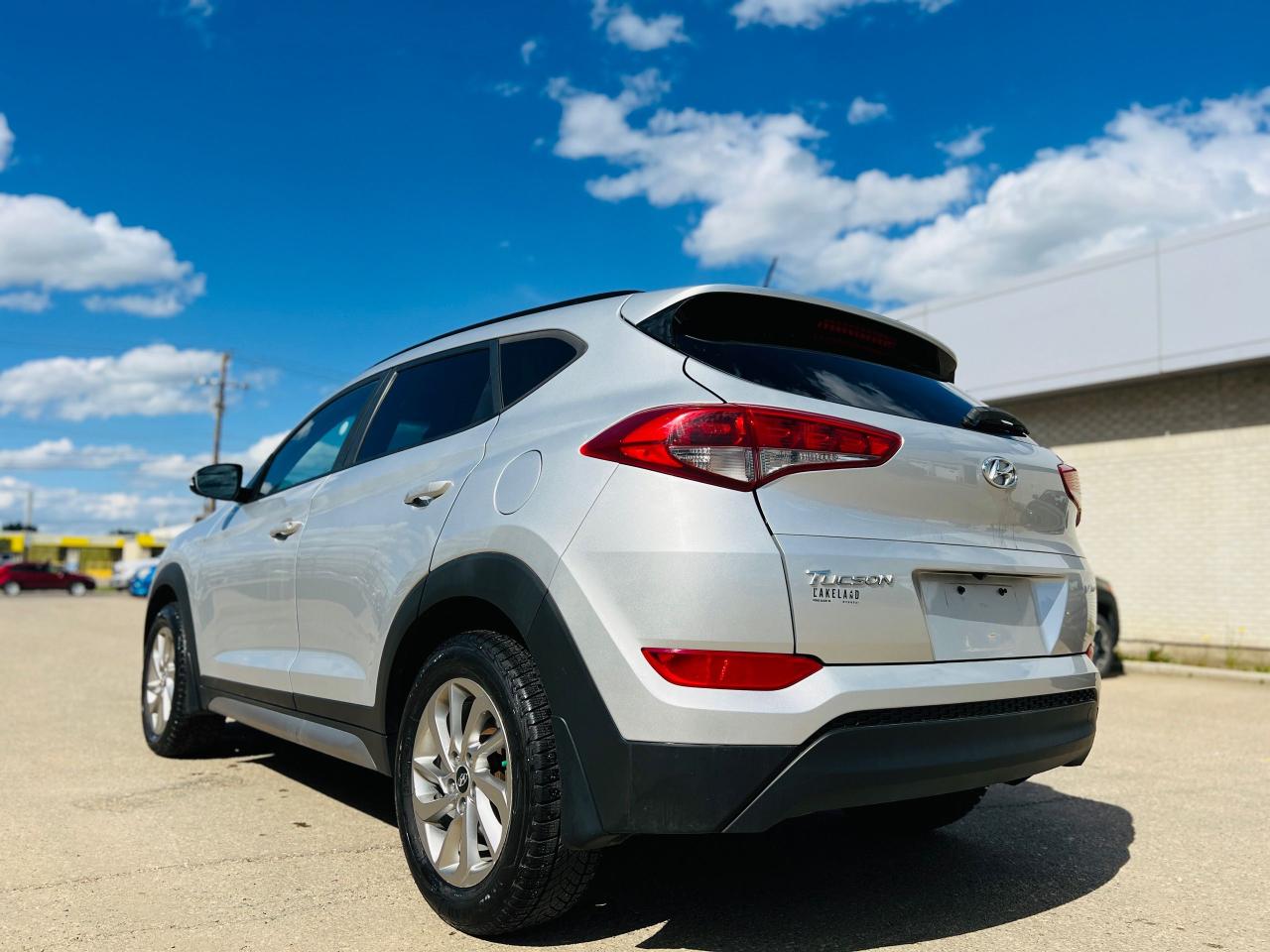 2017 Hyundai Tucson SE - Photo #4