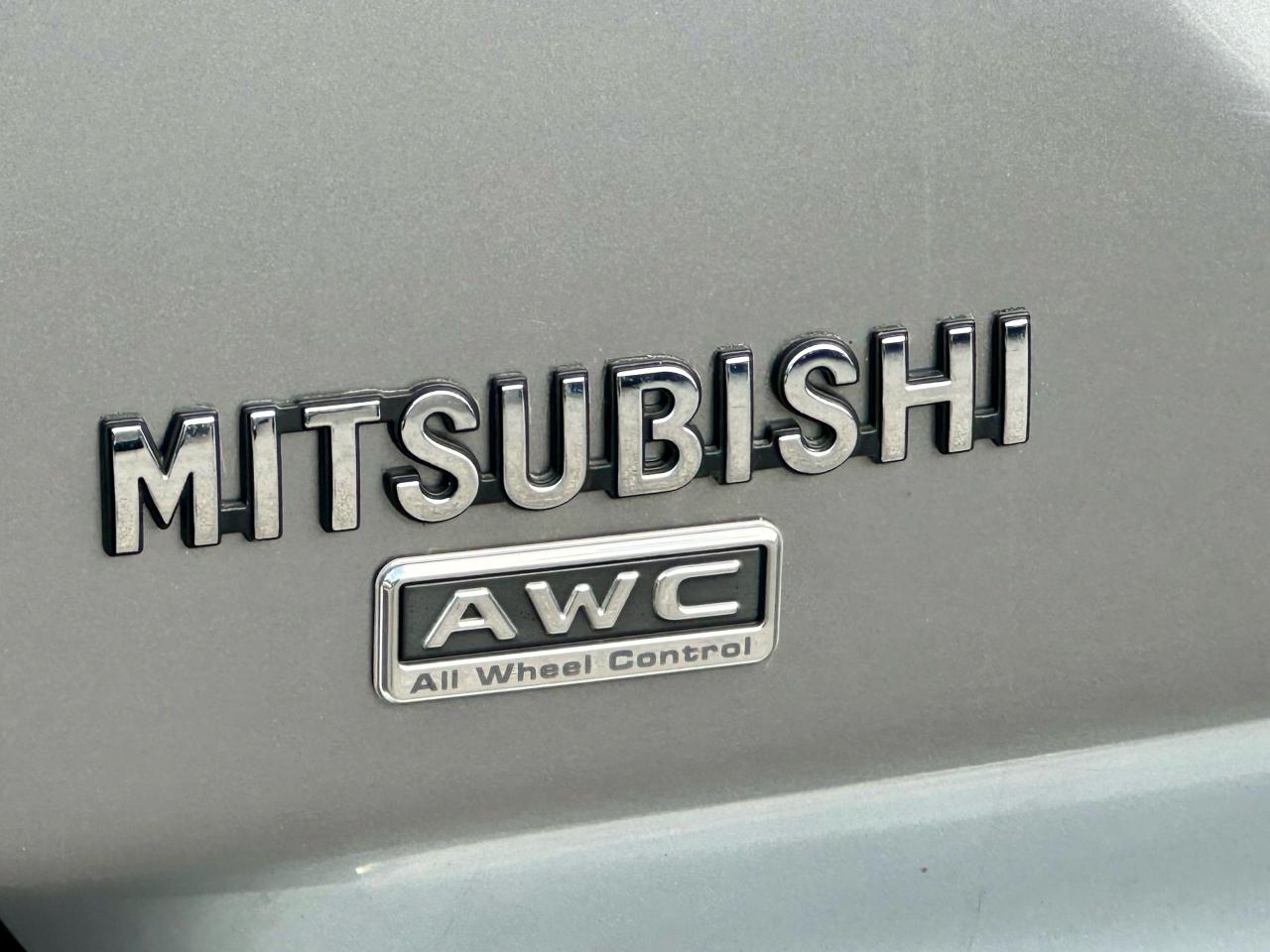 2016 Mitsubishi Outlander AWC 4dr ES - Photo #9