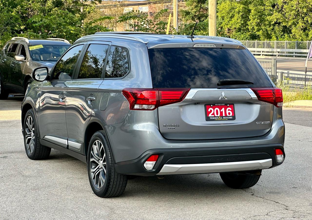 2016 Mitsubishi Outlander AWC 4dr ES - Photo #4