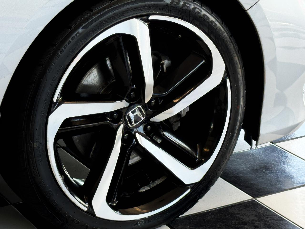 2018 Honda Accord Sport 2.0 Turbo+Roof+Adaptive Cruise+Accident Free Photo132