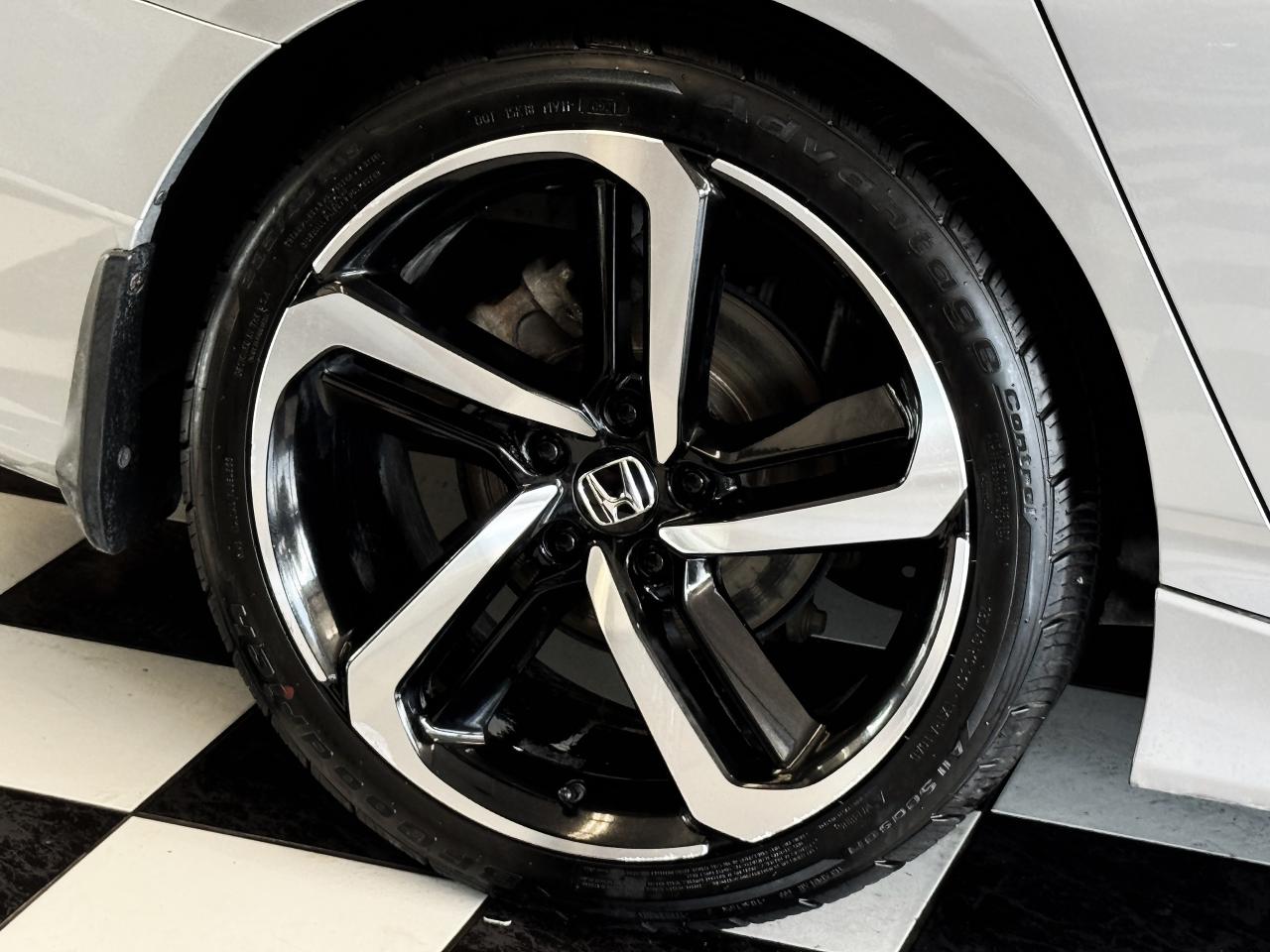 2018 Honda Accord Sport 2.0 Turbo+Roof+Adaptive Cruise+Accident Free - Photo #60