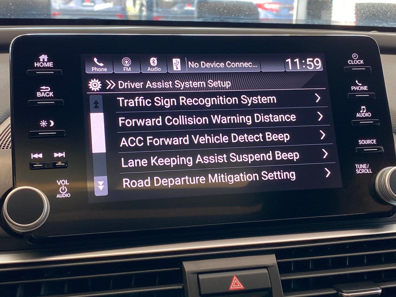 2018 Honda Accord Sport 2.0 Turbo+Roof+Adaptive Cruise+Accident Free - Photo #32