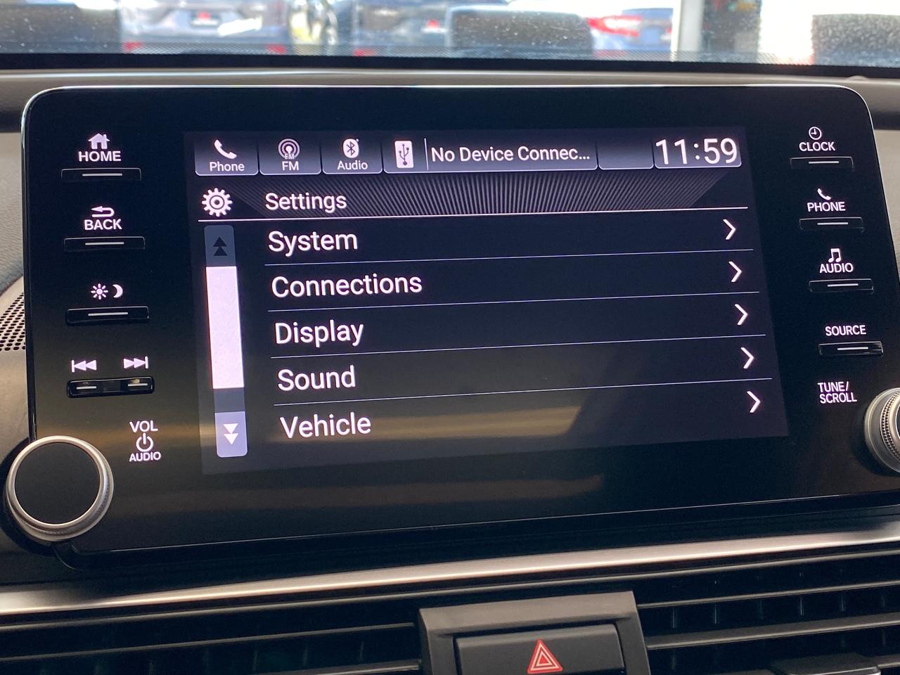 2018 Honda Accord Sport 2.0 Turbo+Roof+Adaptive Cruise+Accident Free - Photo #30