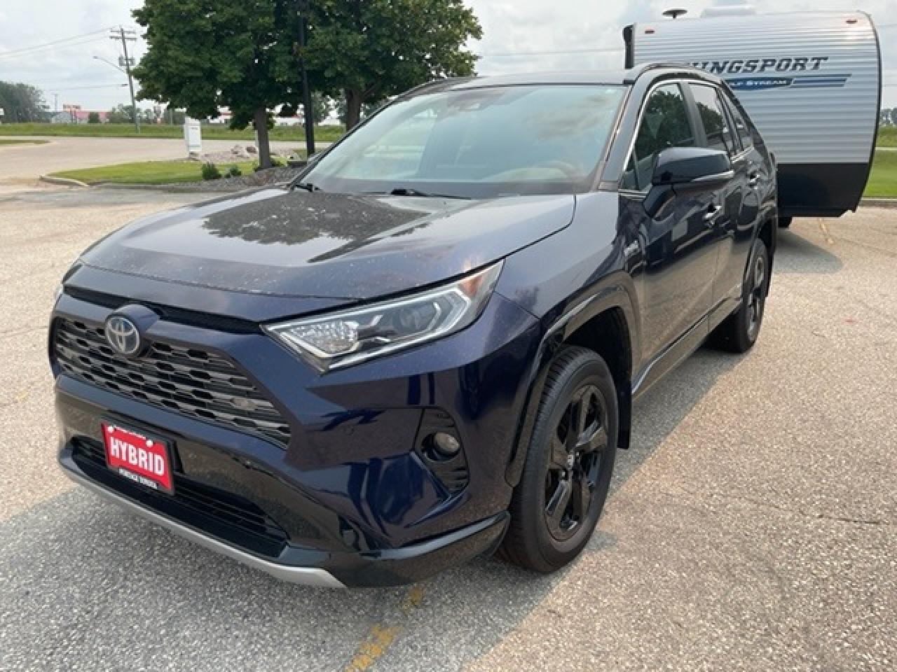 Used 2020 Toyota RAV4  AWD XSE HYBRID for sale in Portage la Prairie, MB